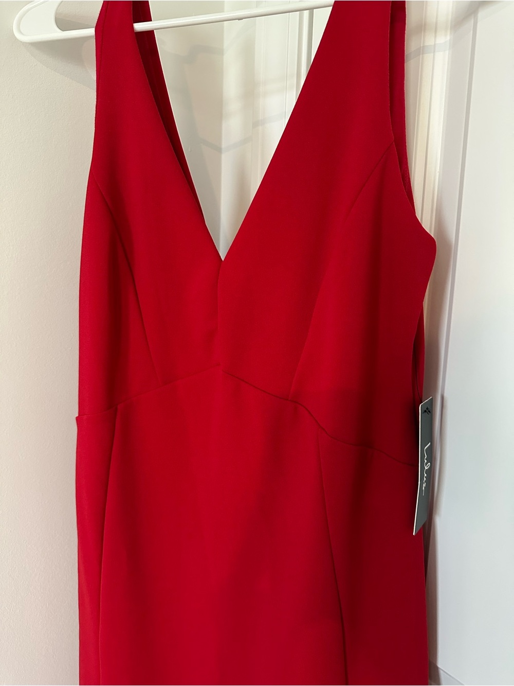Lulu's Sleek Red V-Neck Midi Dress - Picture 4 of 4